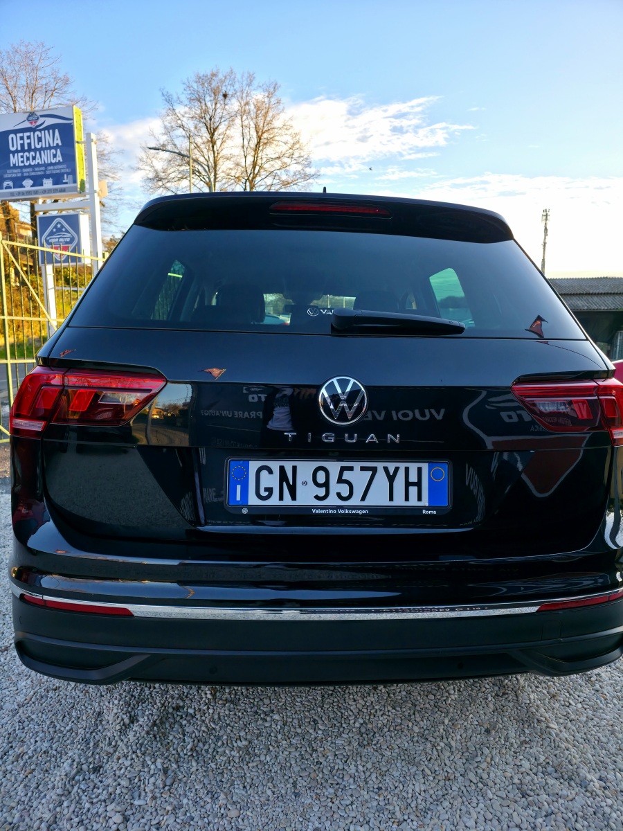 
								VOLKSWAGEN Tiguan 2а serie full									