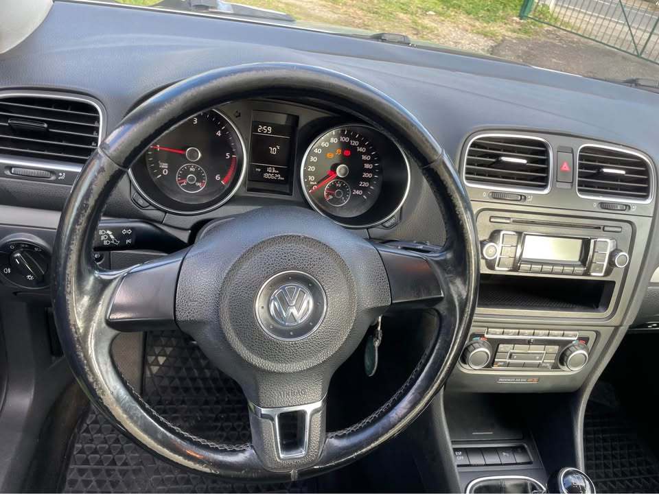 
								Volkswagen Golf 6a Serie full									