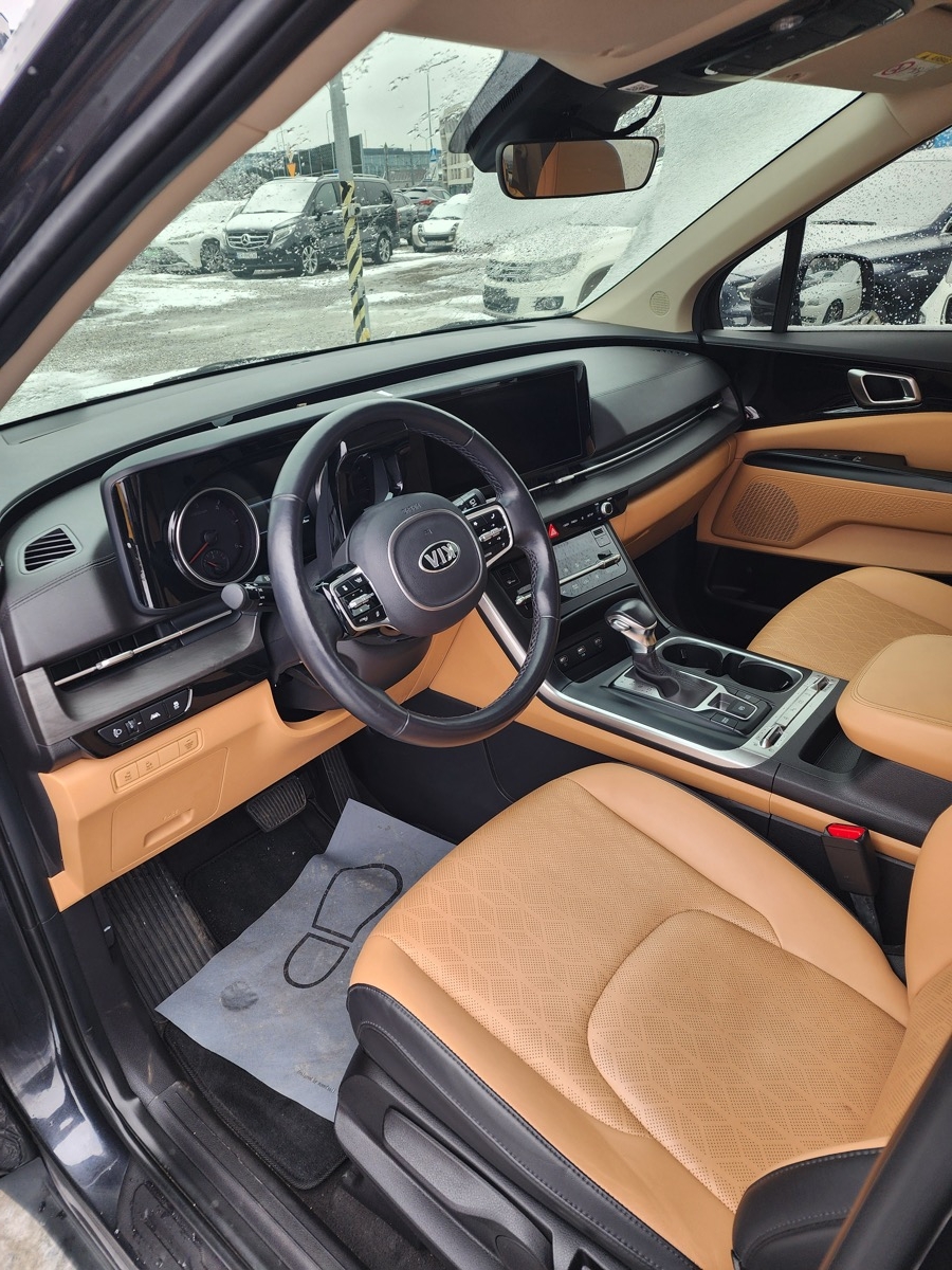 
								Kia Carnival 2021 full									