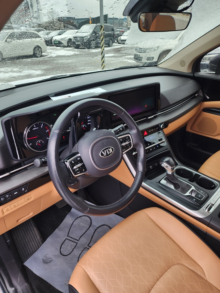 
								Kia Carnival 2021 full									