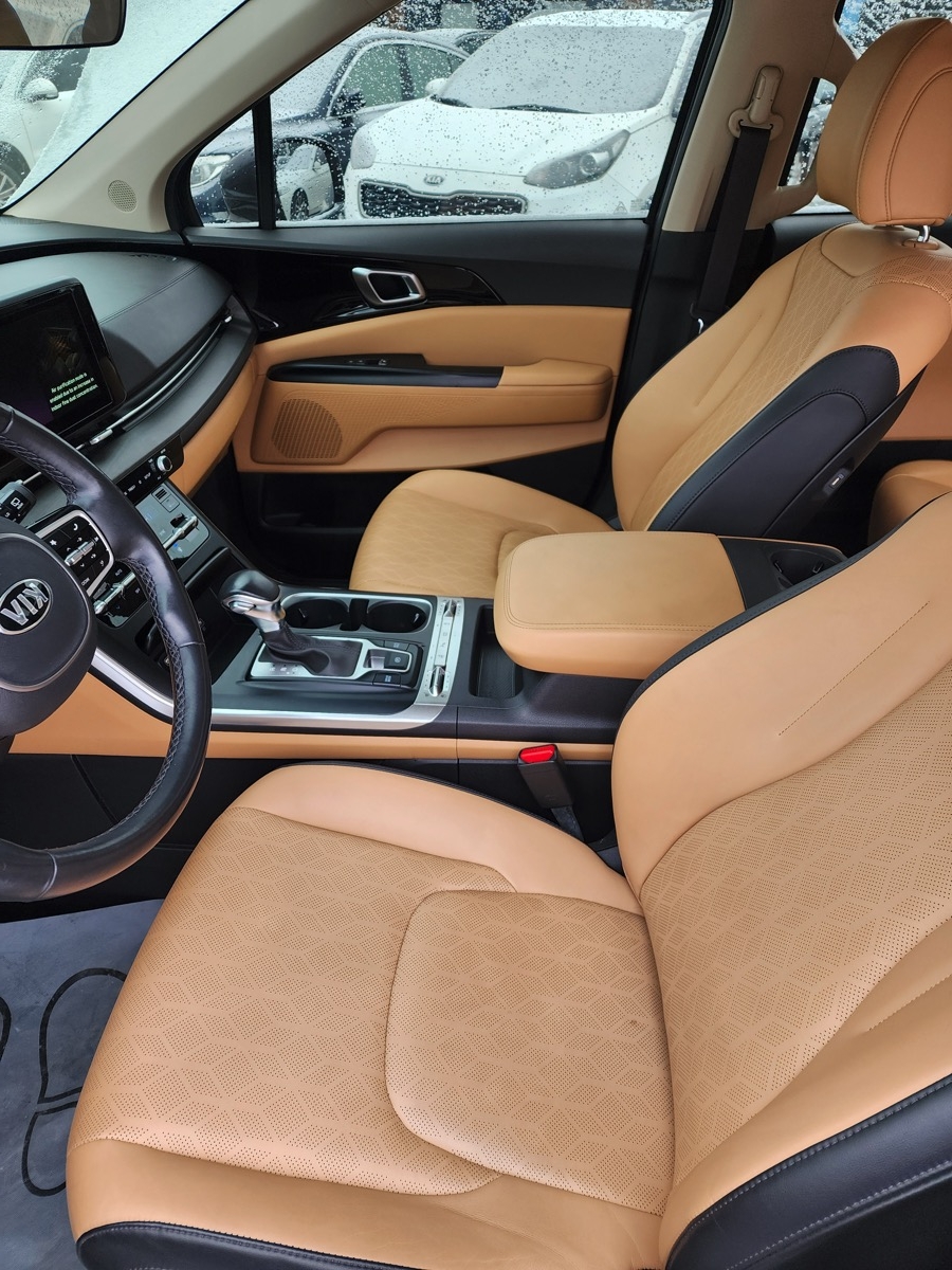 
								Kia Carnival 2021 full									