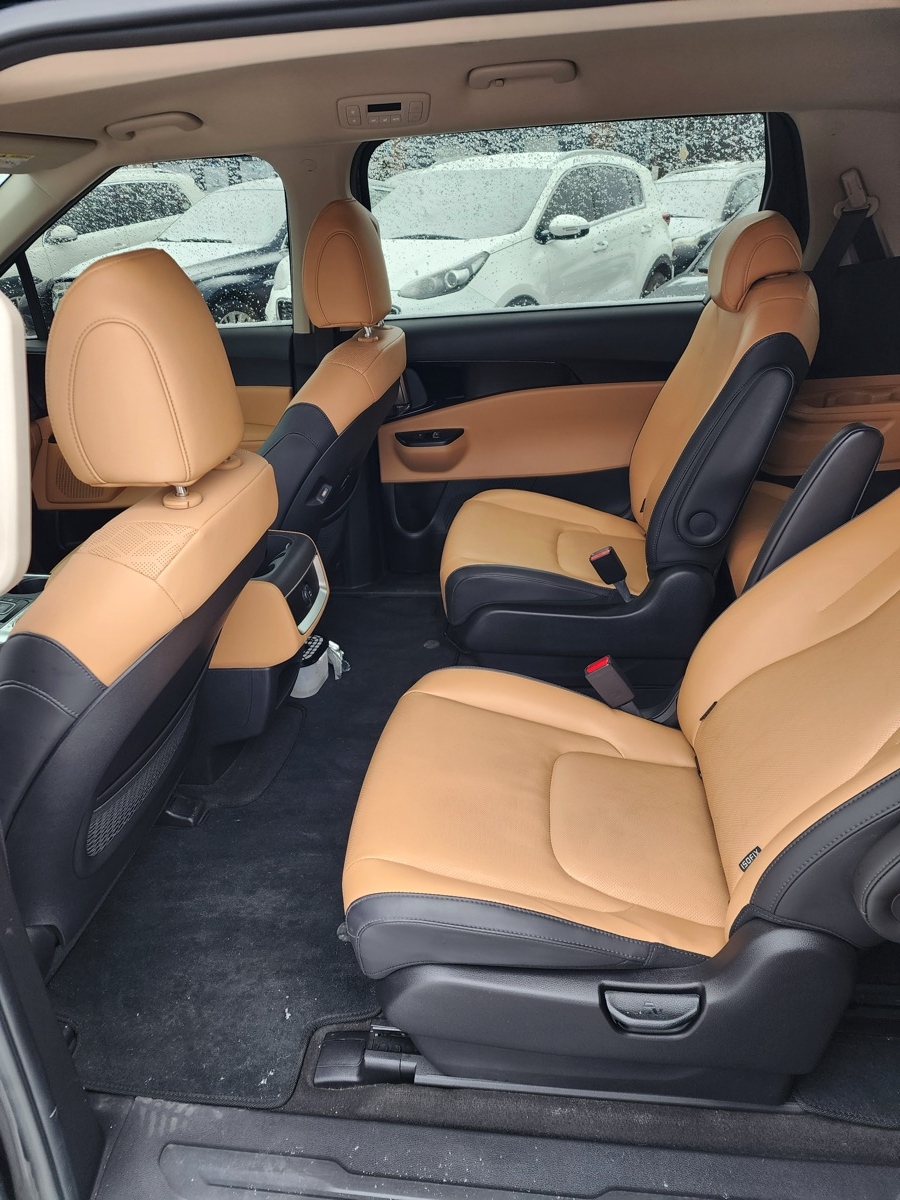 
								Kia Carnival 2021 full									