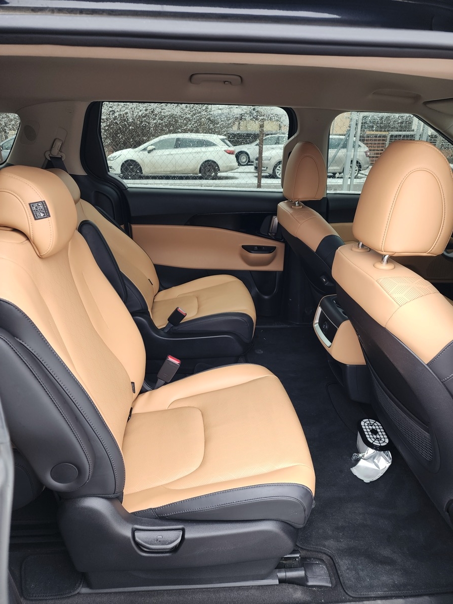 
								Kia Carnival 2021 full									