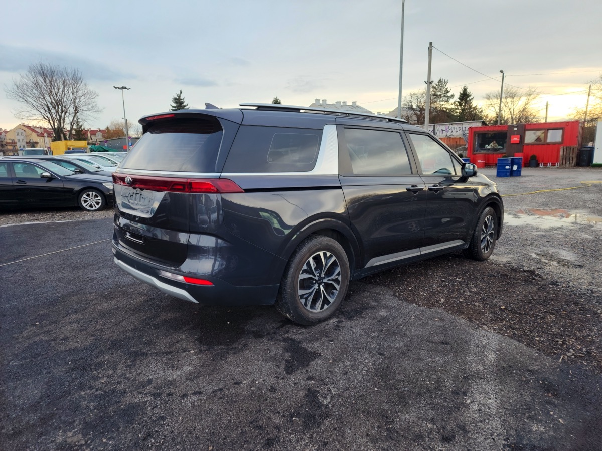 
								Kia Carnival 2021 full									