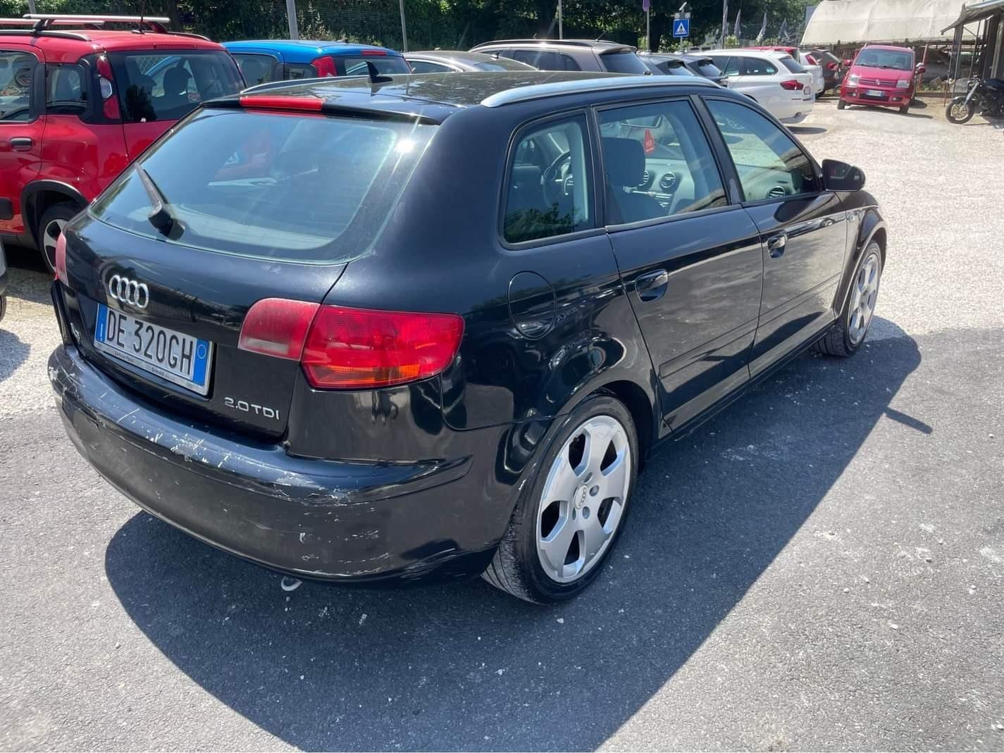 
								AUDI A3 Sportback full									