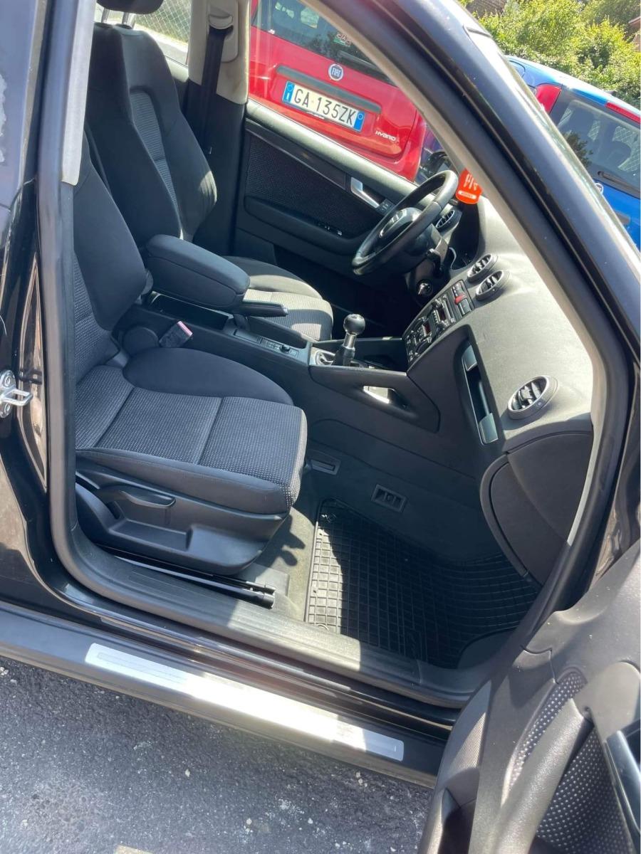 
								AUDI A3 Sportback full									