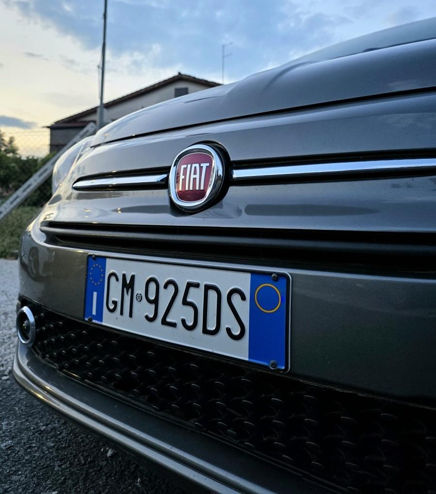 
								FIAT 500 Hybrid full									