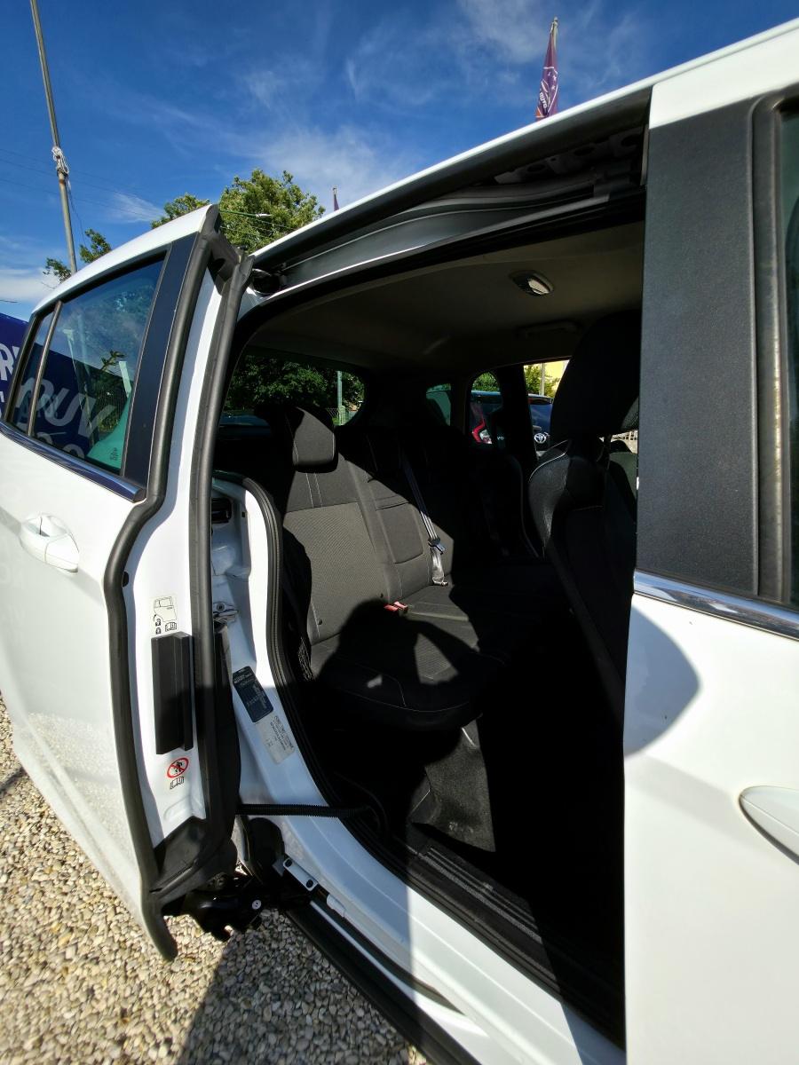 
								FORD B-Max 1.4 GPL full									