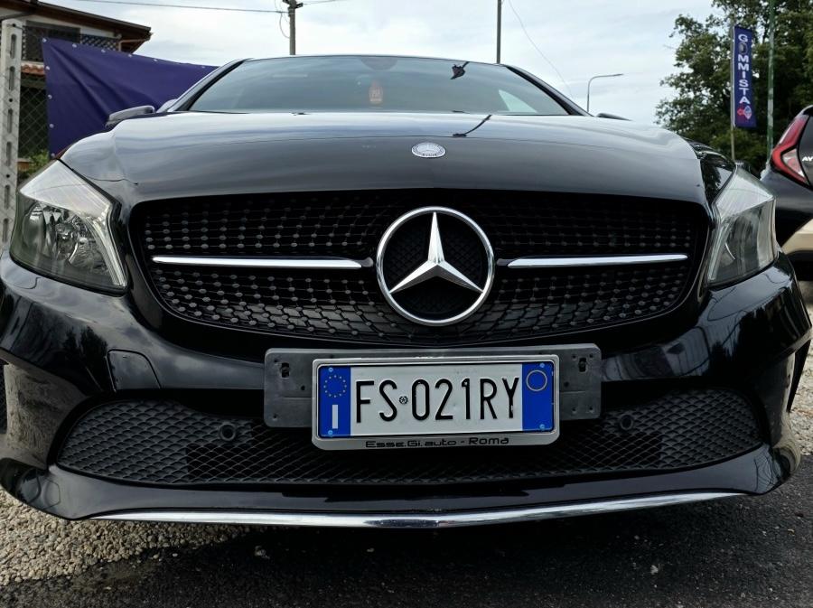 
								MERCEDES Classe A 180d Automatic Premium full									