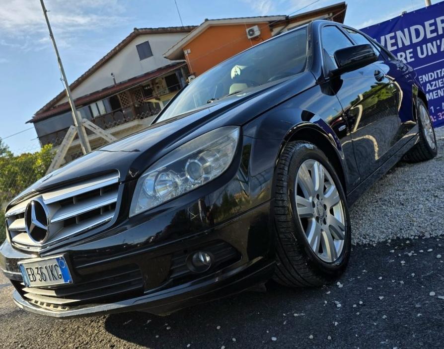 
								MERCEDES Classe C 200 CDI full									