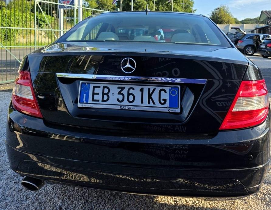 
								MERCEDES Classe C 200 CDI full									