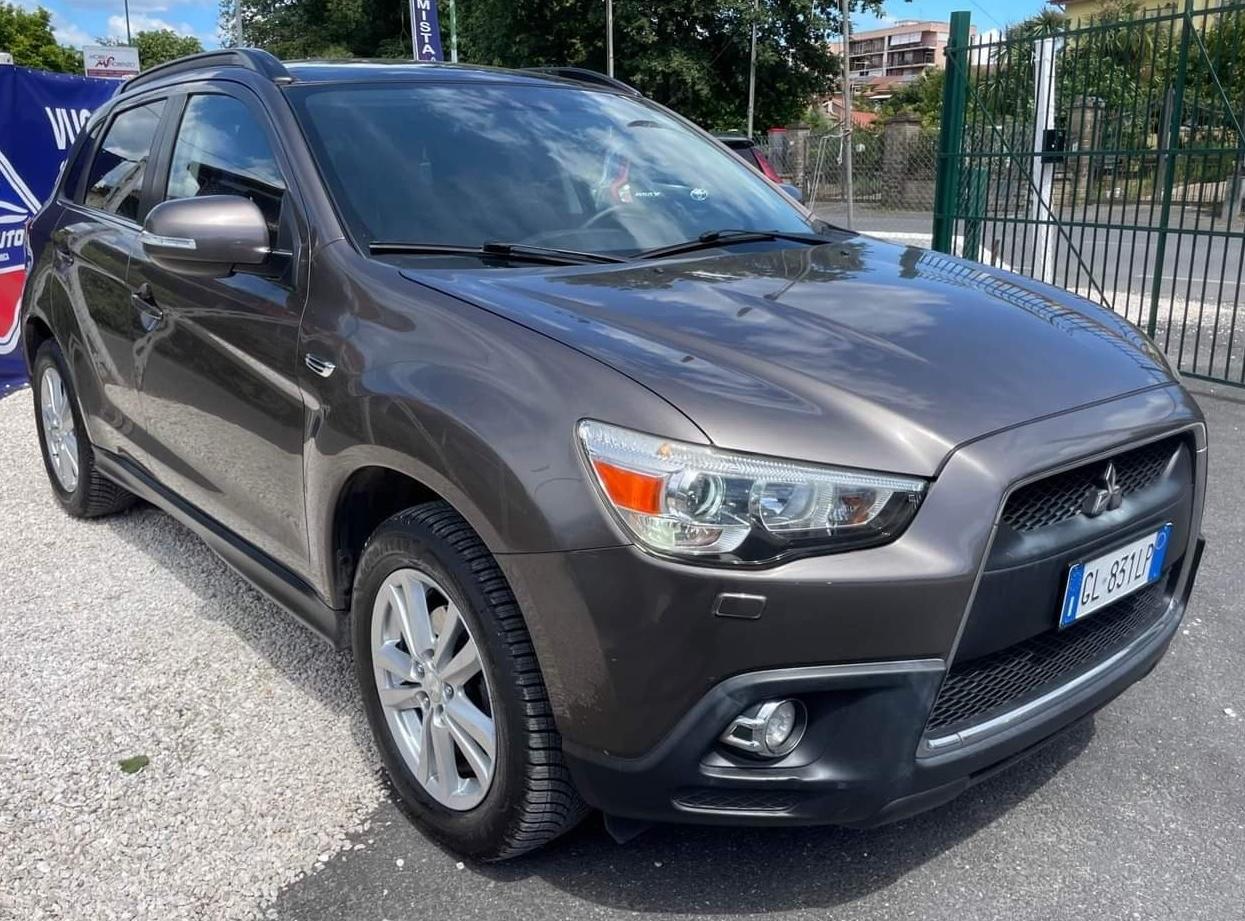 
								MITSUBISHI ASX 1.8 DI-D full									