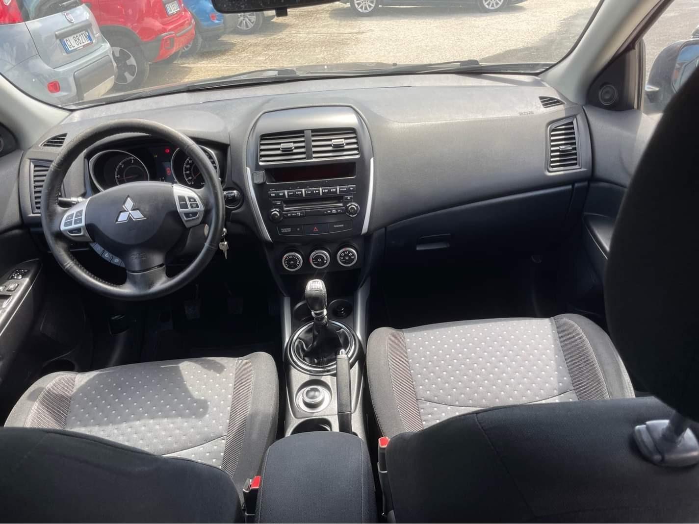 
								MITSUBISHI ASX 1.8 DI-D full									