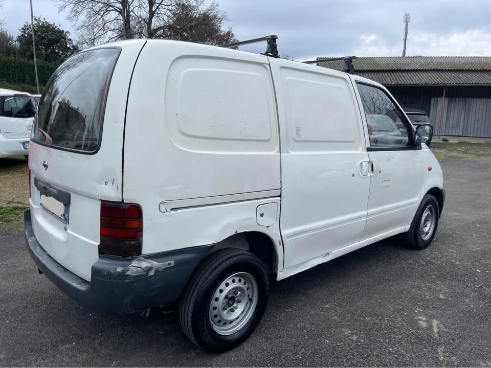 
								Nissan Vanette 2.3D full									