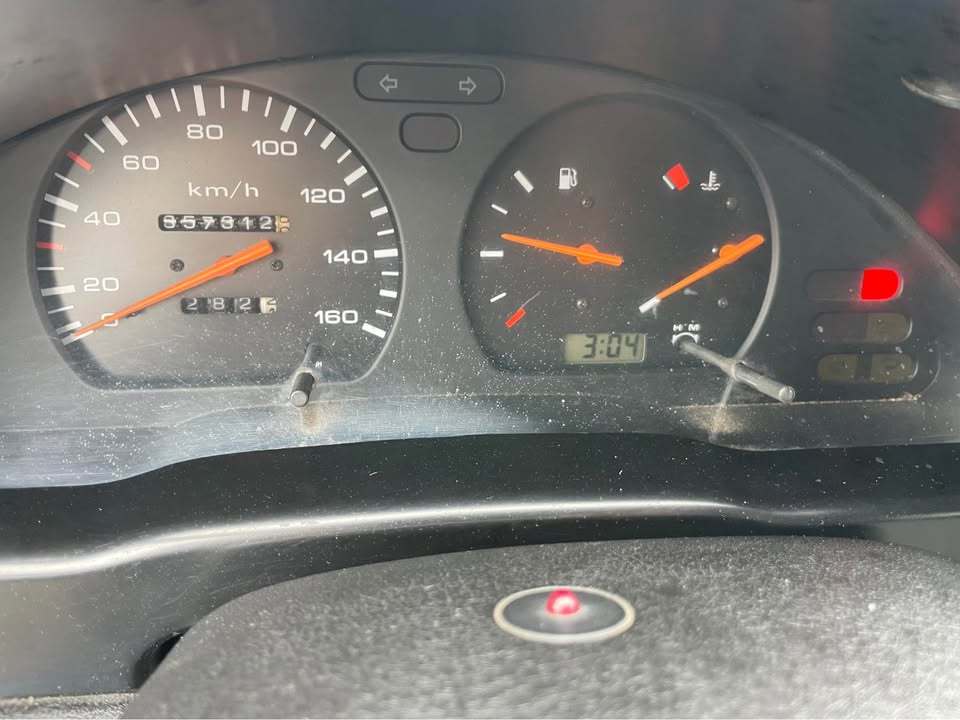 
								Nissan Vanette 2.3D full									