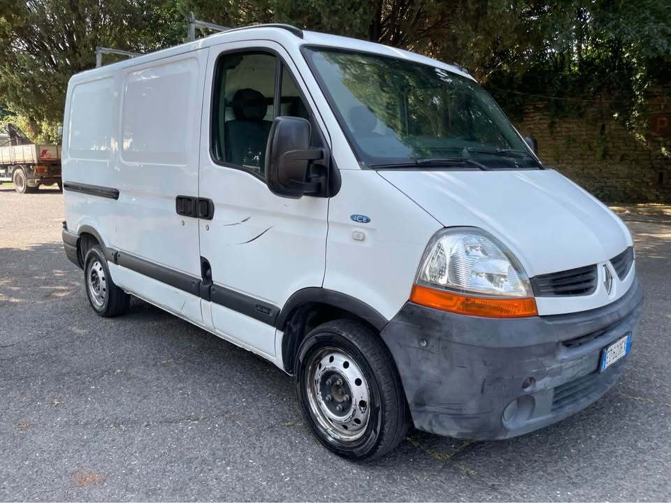 
								Renault Master 2.5 Diesel full									