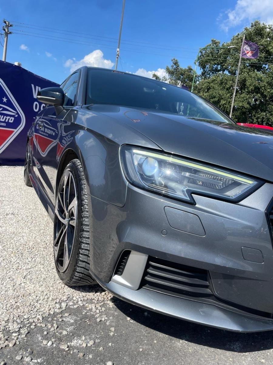 
								AUDI A3 SPORTBACK full									