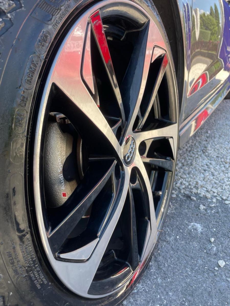 
								AUDI A3 SPORTBACK full									