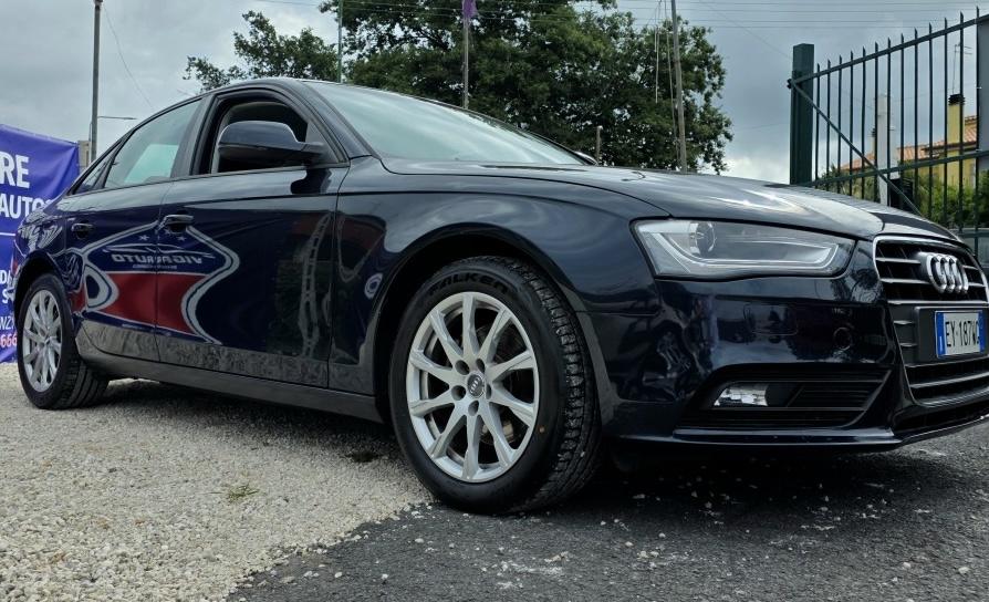 
								AUDI A4 2.0 TDI Ambiente full									