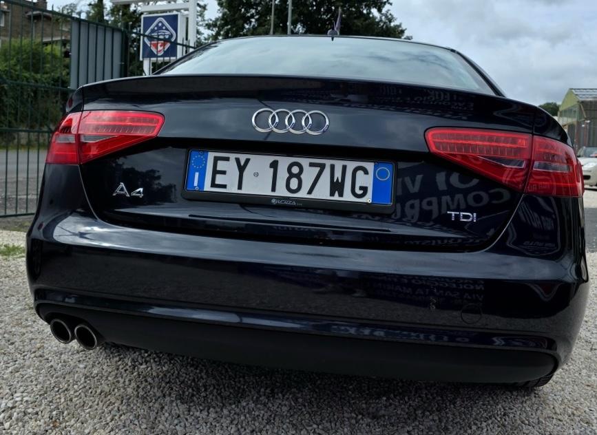 
								AUDI A4 2.0 TDI Ambiente full									