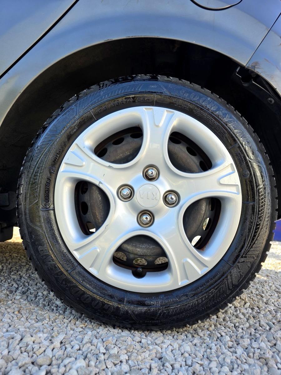 
								KIA PICANTO 1.0 ECOGPL full									