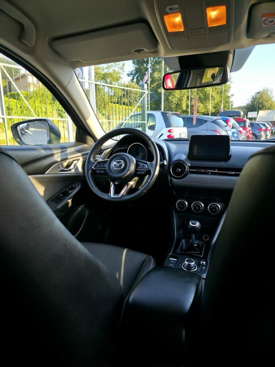 
								MAZDA CX-3 2.0 SKYACTIV full									