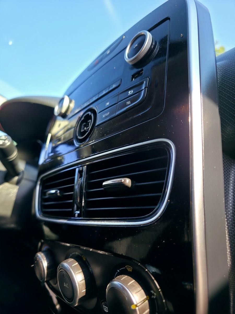 
								RENAULT CLIO 1.2 75 CV DUEL2 full									