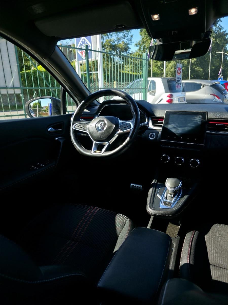 
								Renault Captur FULL HYBRID full									