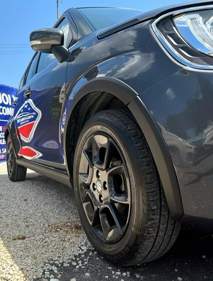 
								SUZUKI IGNIS 1.2 HYBRID full									