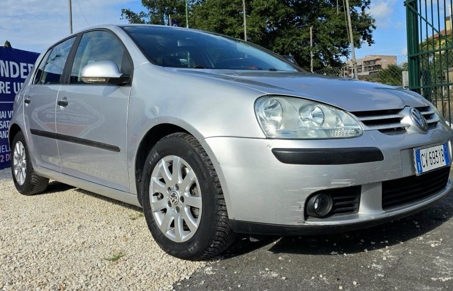 
								VOLKSWAGEN GOLF 5 1.9 TDI full									