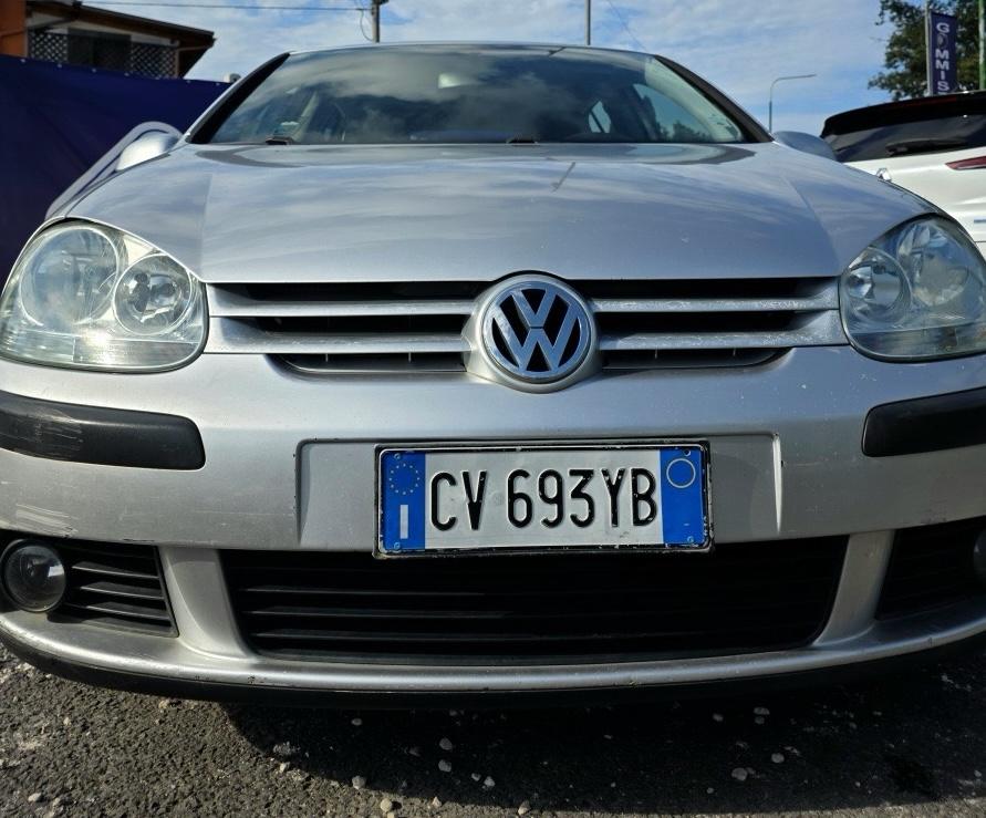 
								VOLKSWAGEN GOLF 5 1.9 TDI full									