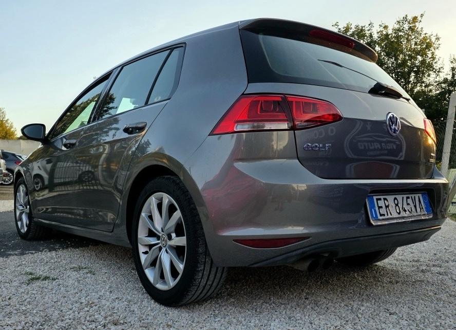 
								Volkswagen Golf 7 Business Highline full									