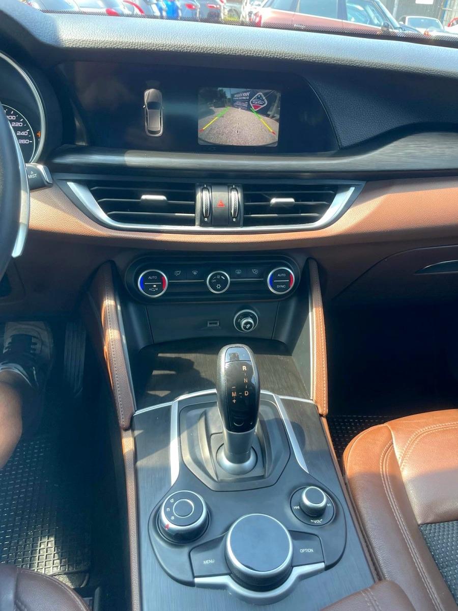 
								ALFA ROMEO STELVIO 2.2 TD EXECUTIVE full									