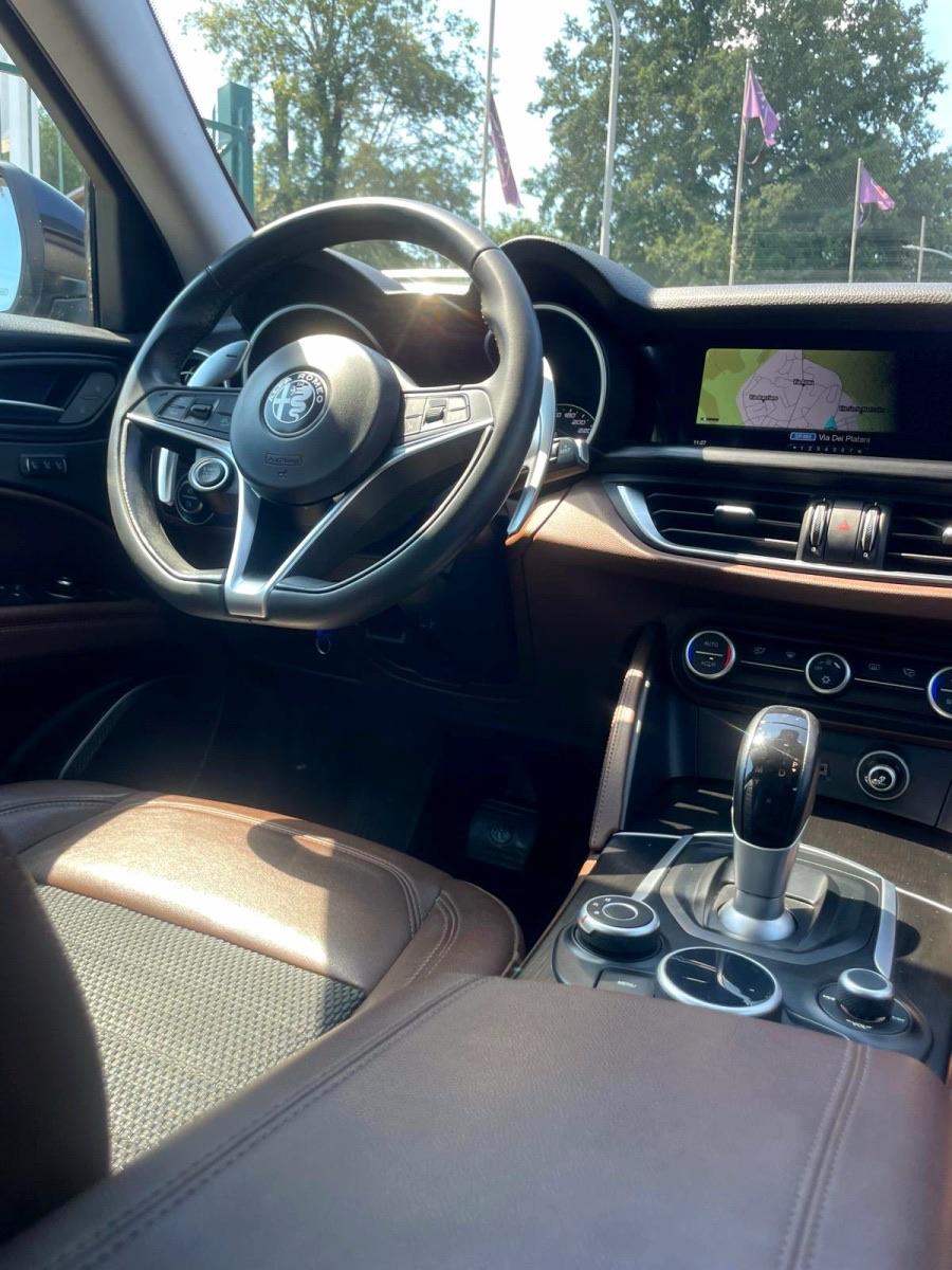
								ALFA ROMEO STELVIO 2.2 TD EXECUTIVE full									
