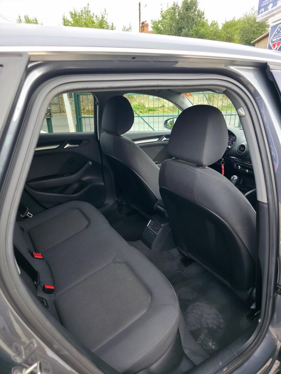 
								AUDI A3 SPORTBACK 2020 full									