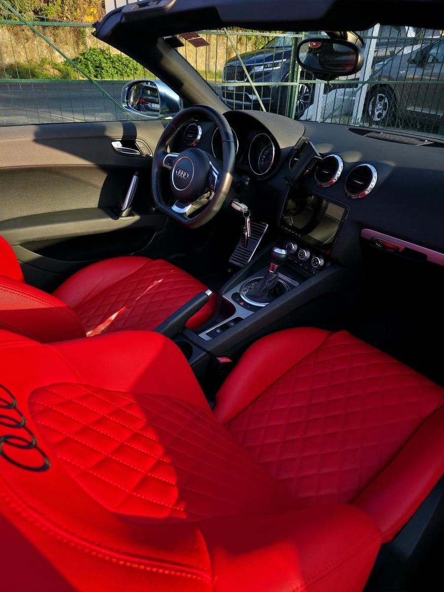 
								AUDI TT S LINE CABRIO full									