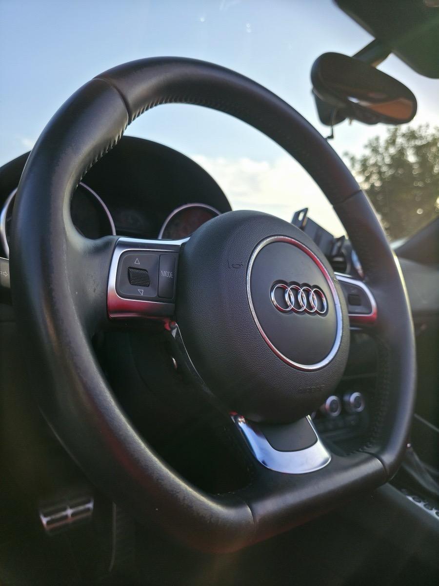 
								AUDI TT S LINE CABRIO full									