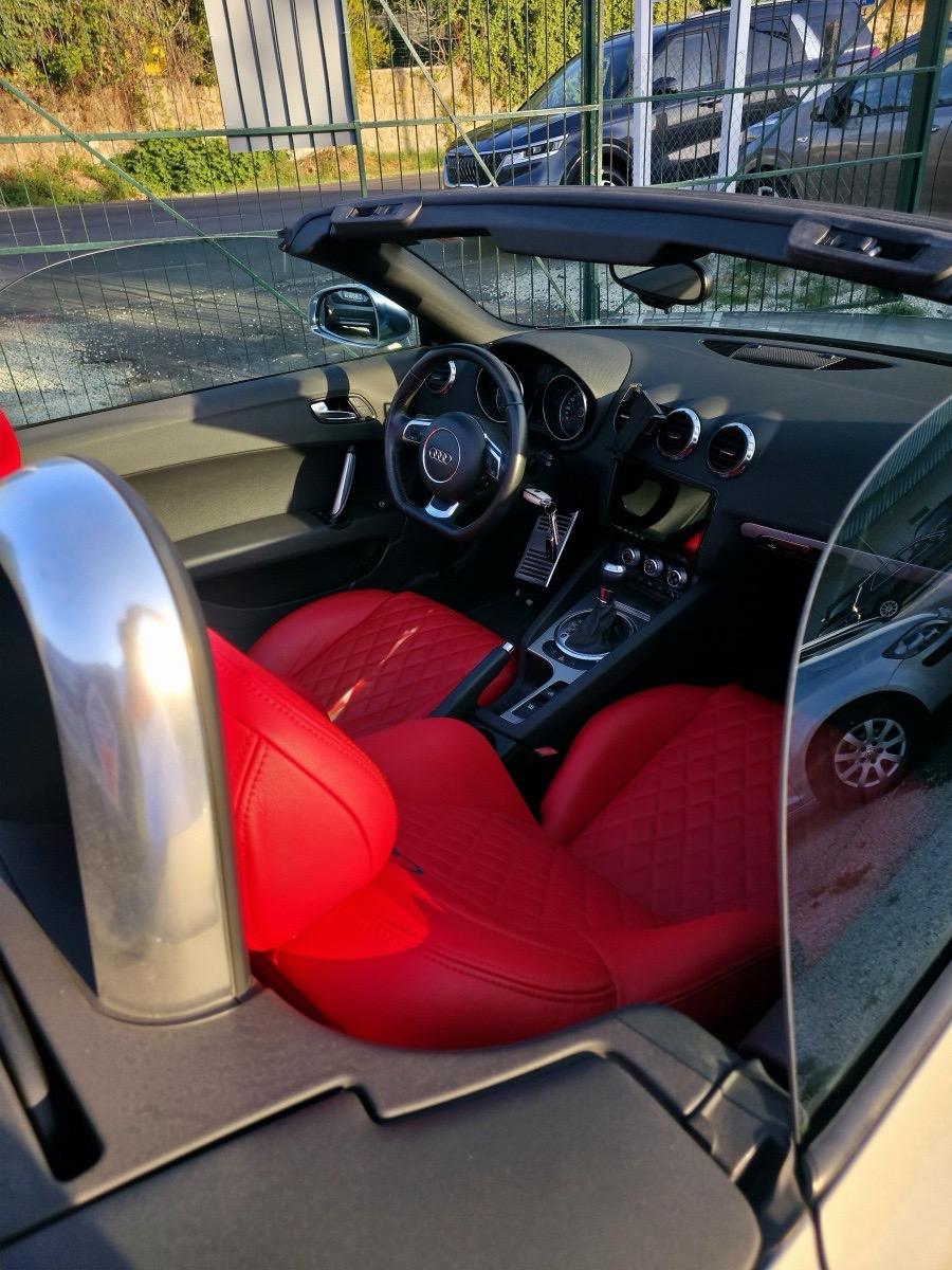 
								AUDI TT S LINE CABRIO full									