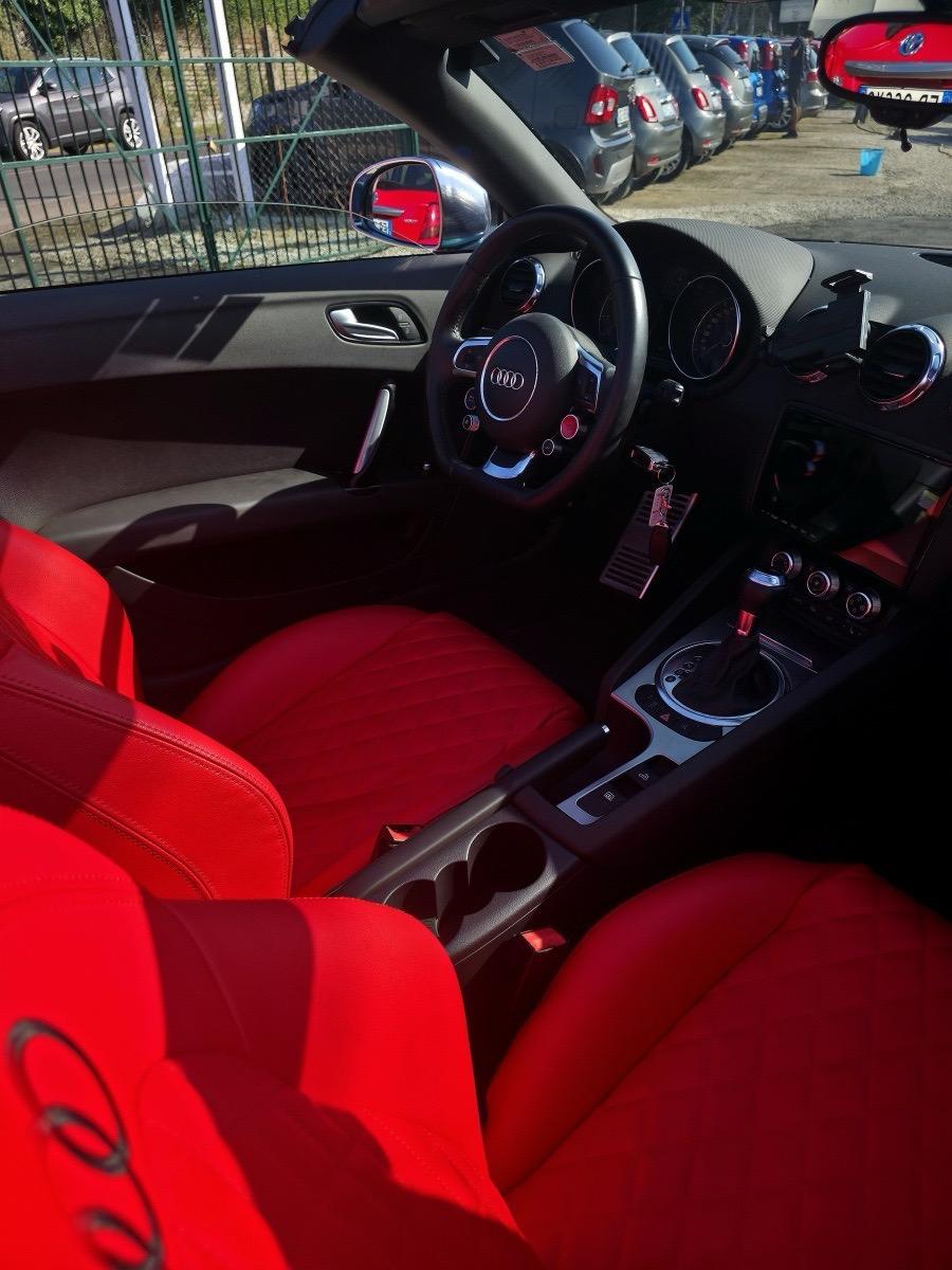 
								AUDI TT S LINE CABRIO full									