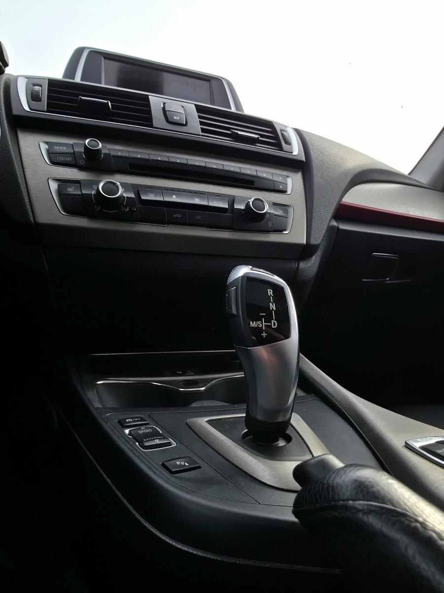 
								BMW 118d SPORT 2.0 full									
