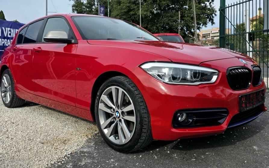 
								BMW 118d SPORT 2.0 full									