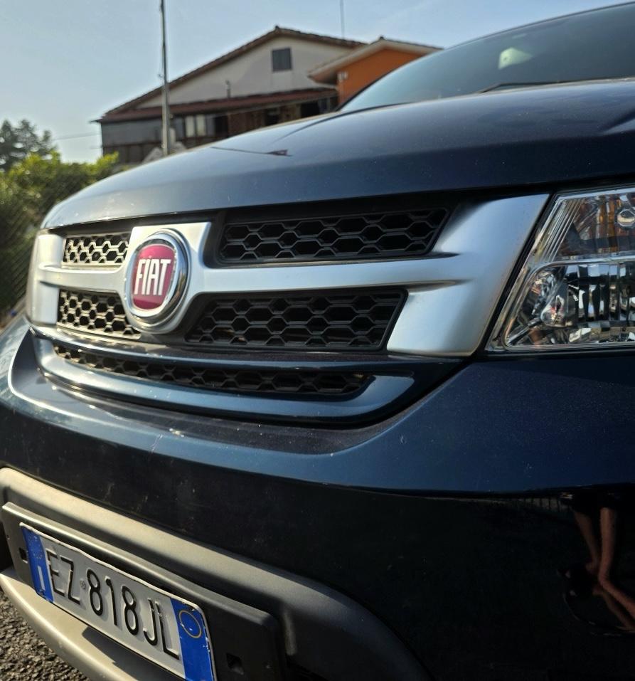 
								FIAT FREEMONT 2.0 MULTIJET full									