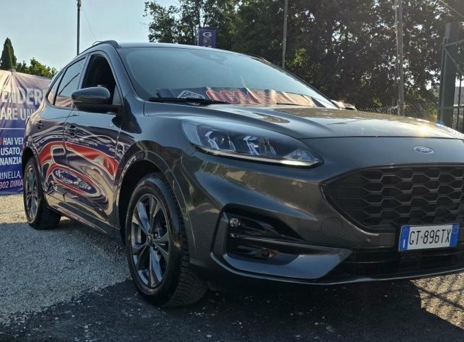 FORD KUGA ST-LINE X