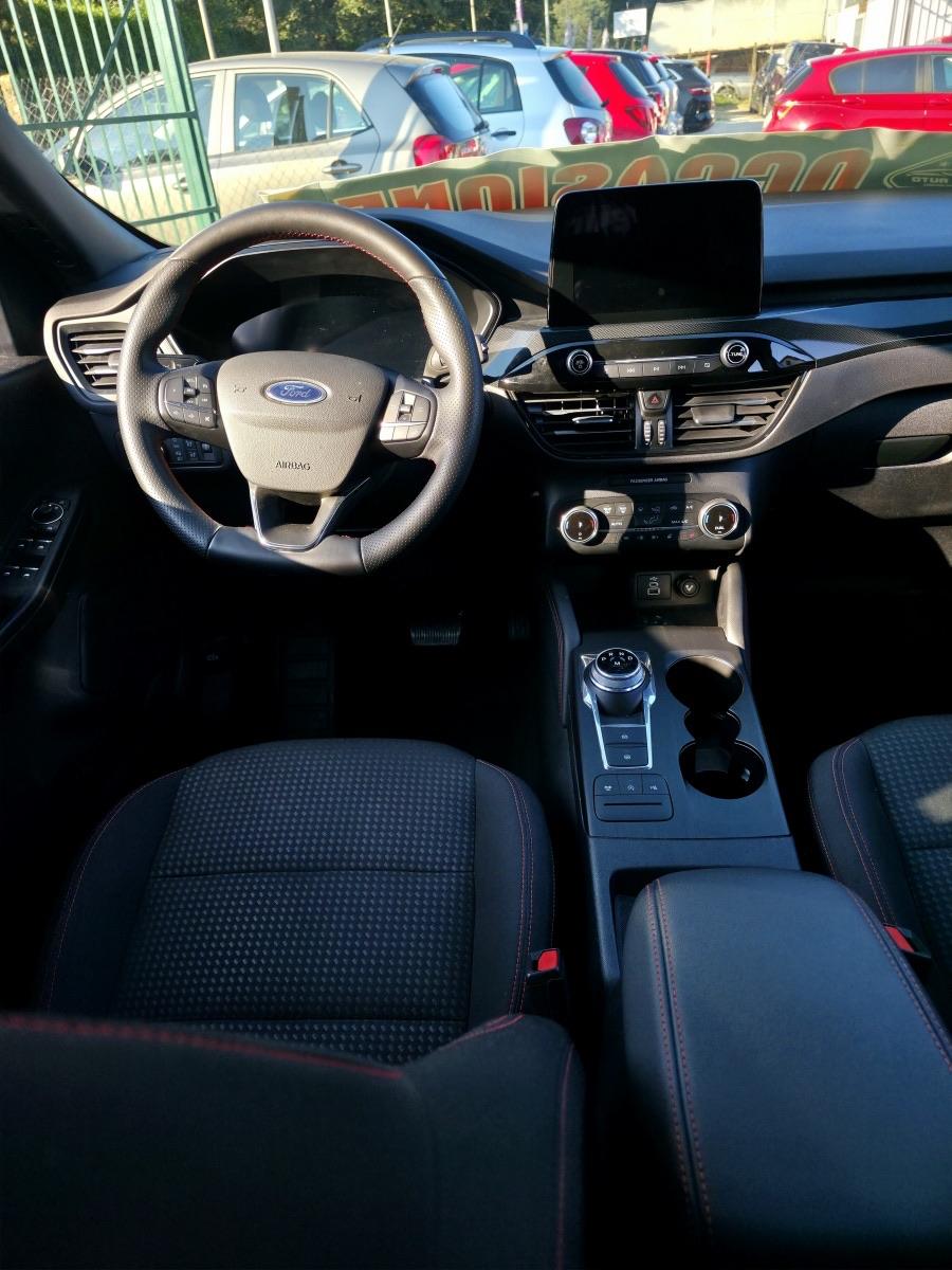 
								Ford Kuga 2.0 EcoBlue ST-Line full									