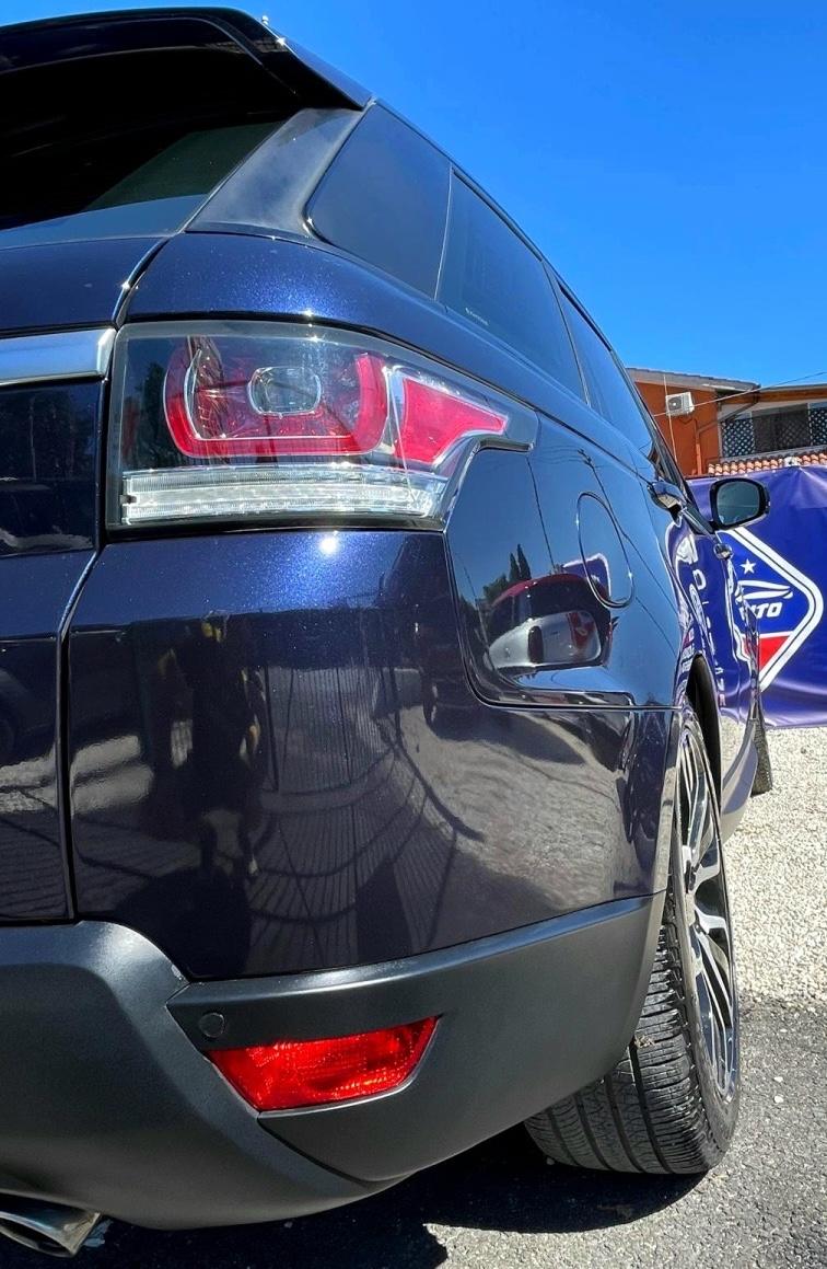 
								Land Rover Range Rover Sport full									