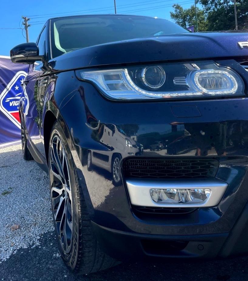 
								Land Rover Range Rover Sport full									