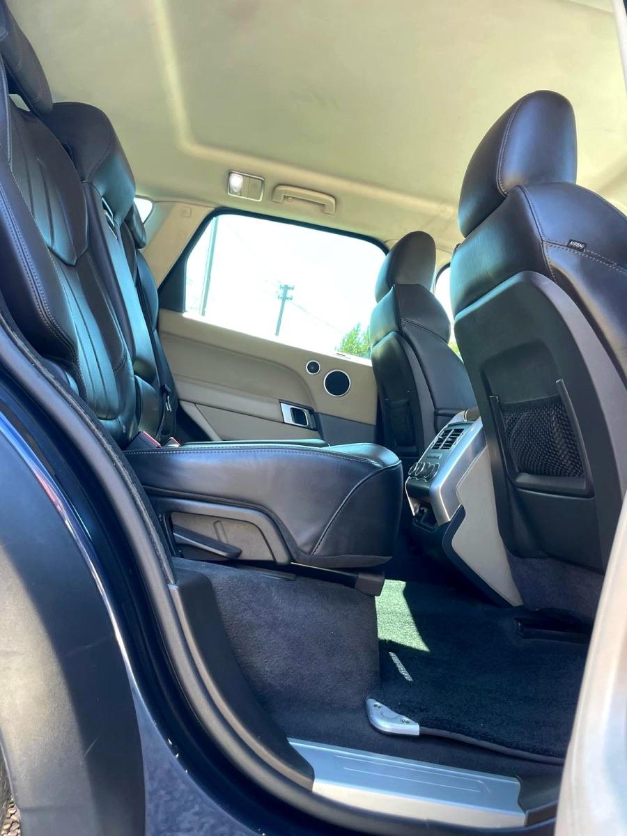 
								Land Rover Range Rover Sport full									