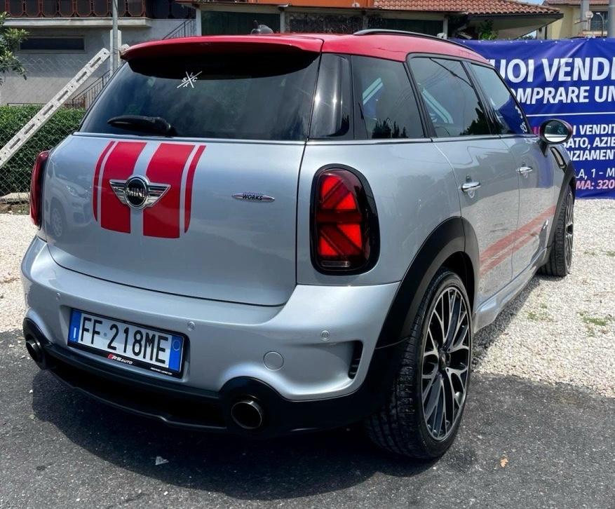 
								MINI COOPER WORKS COUNTRYMAN full									