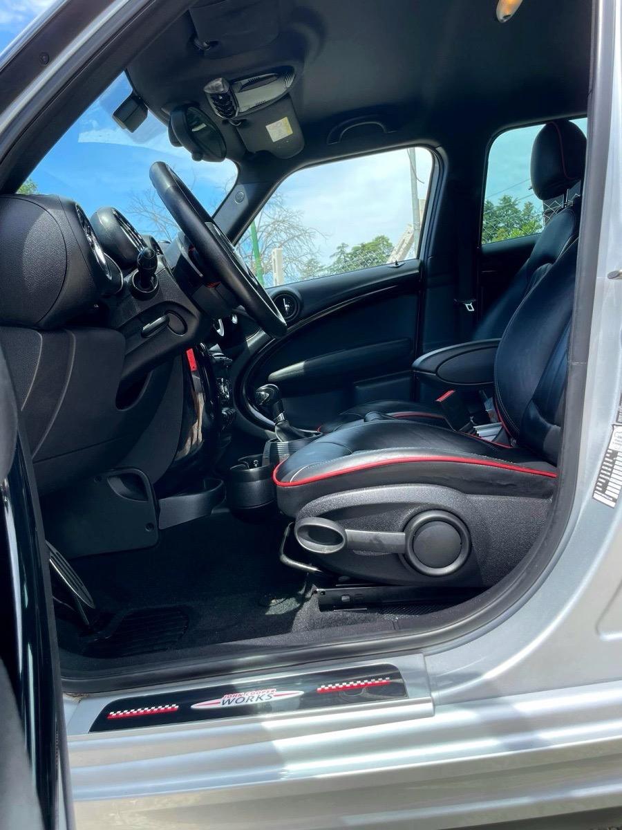 
								MINI COOPER WORKS COUNTRYMAN full									