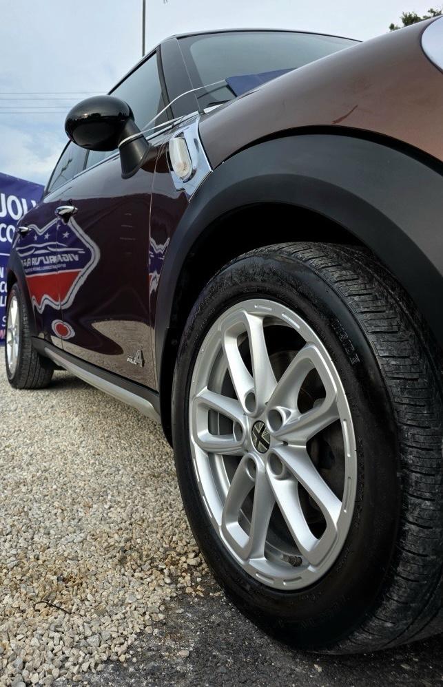 
								MINI COUNTRYMAN COOPER full									